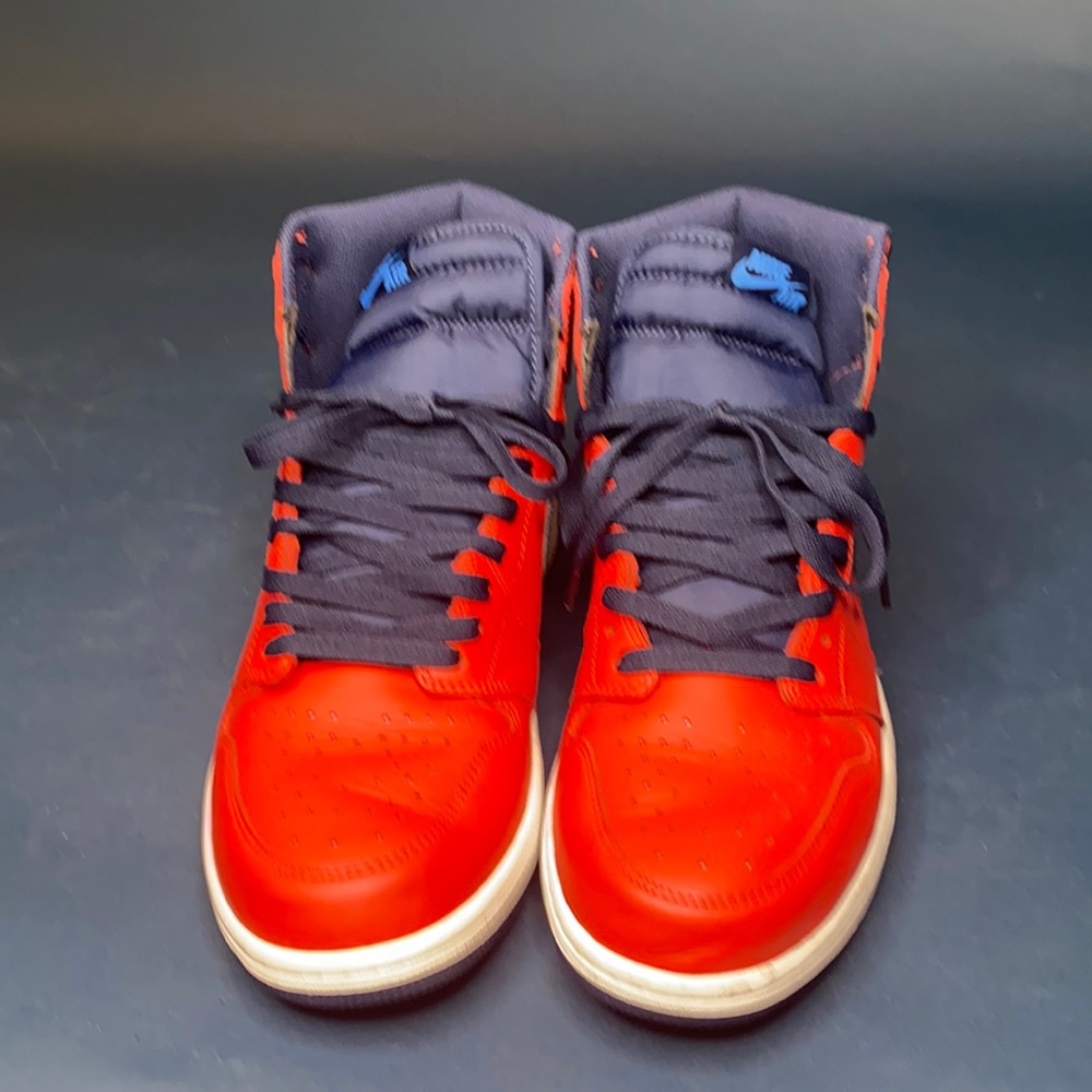 Nike 1s